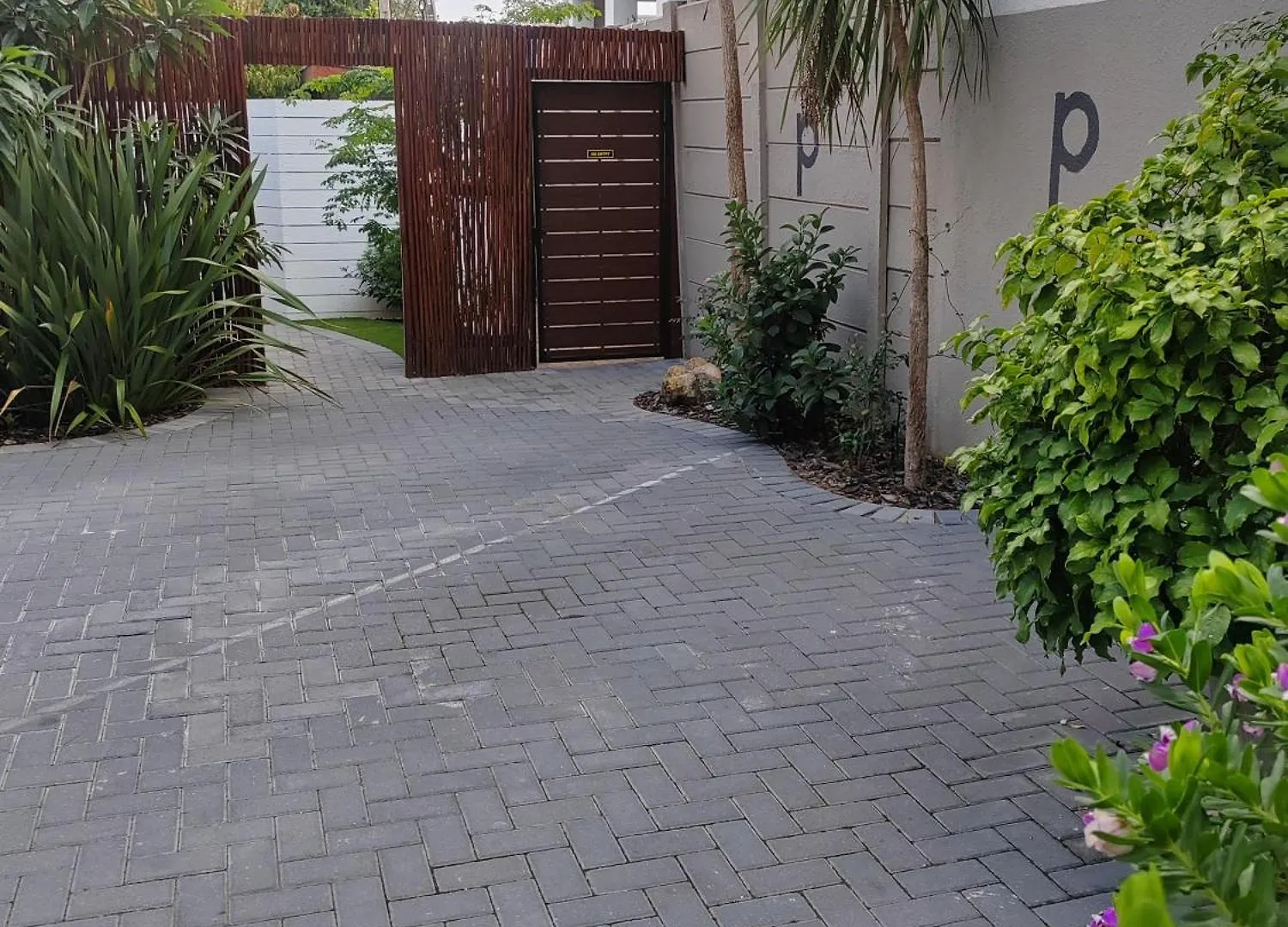 Leafy Retreat Kenridge Apartment Durbanville South Africa