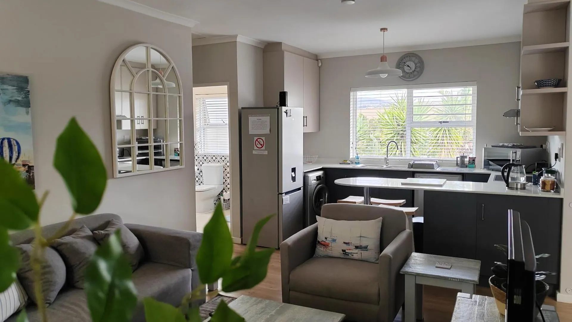 Leafy Retreat Kenridge Apartment Durbanville